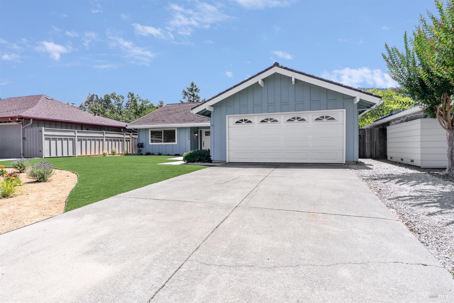 6694 Oakmont Drive Santa Rosa CA 95409