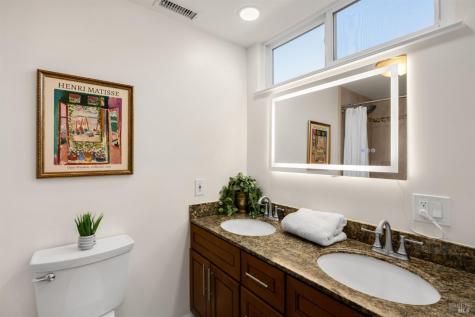 6694 Oakmont Drive Santa Rosa CA 95409