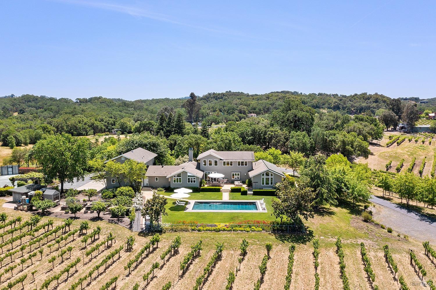 647 Lytton Station Road Healdsburg CA 95448