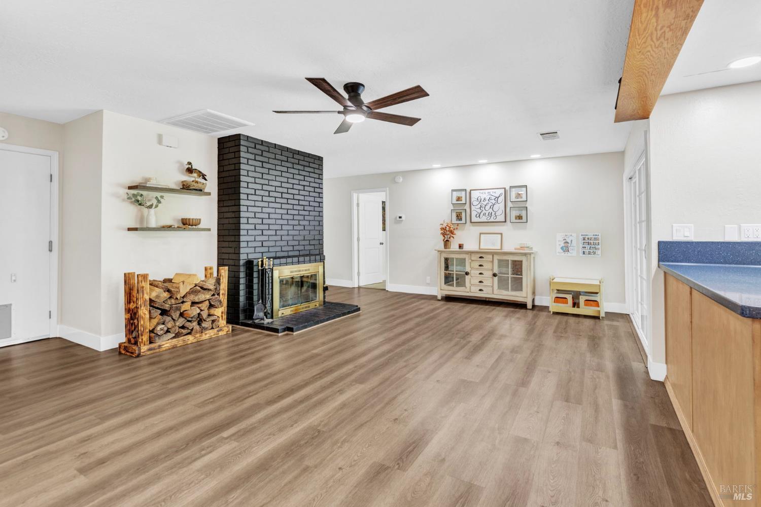 166 Carmel Court Vacaville CA 95688