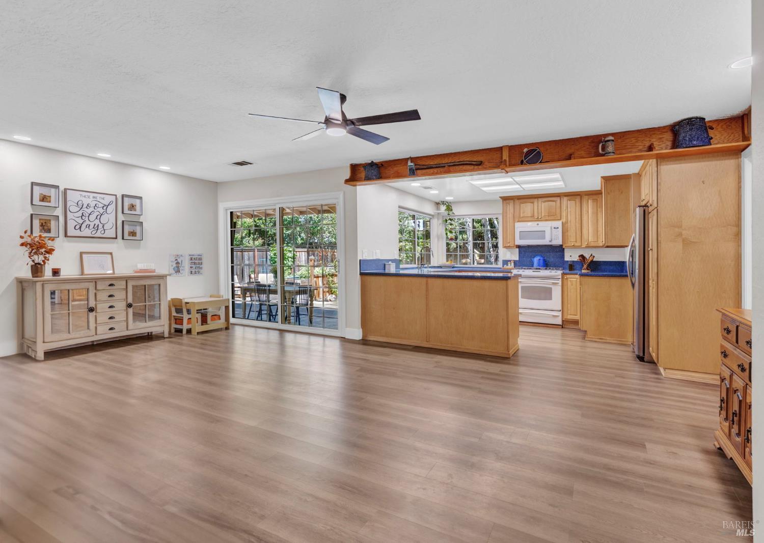 166 Carmel Court Vacaville CA 95688
