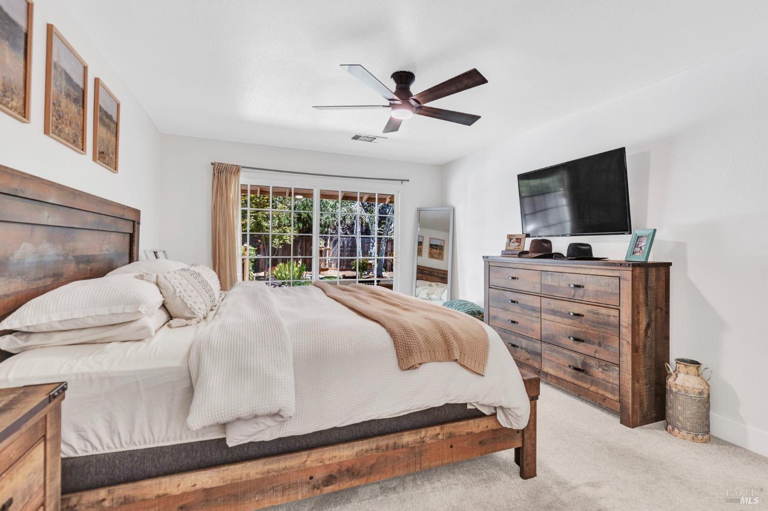 166 Carmel Court Vacaville CA 95688