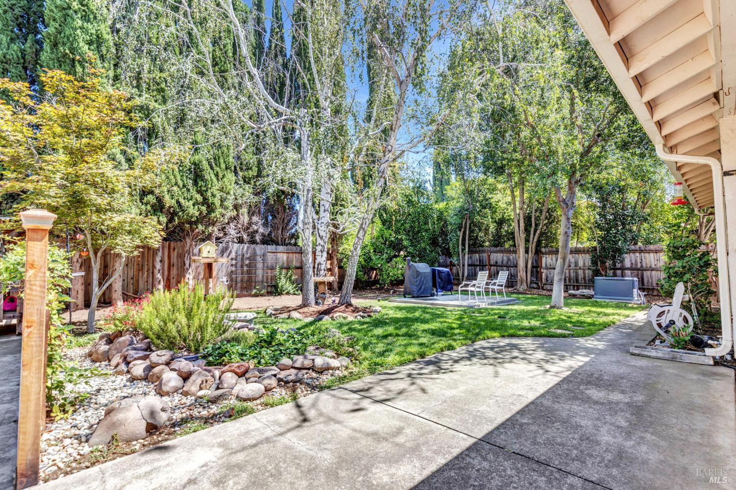 166 Carmel Court Vacaville CA 95688