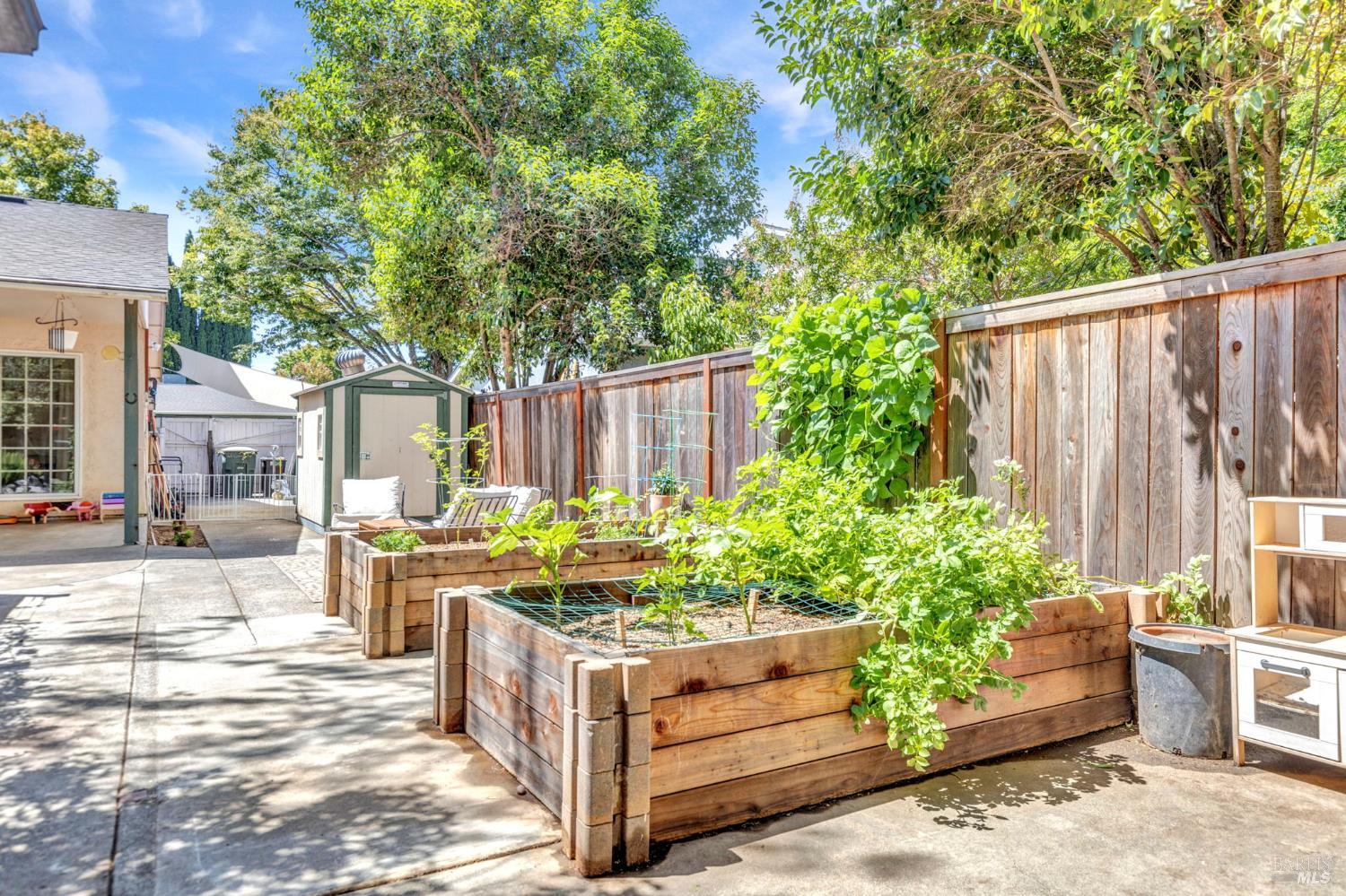166 Carmel Court Vacaville CA 95688