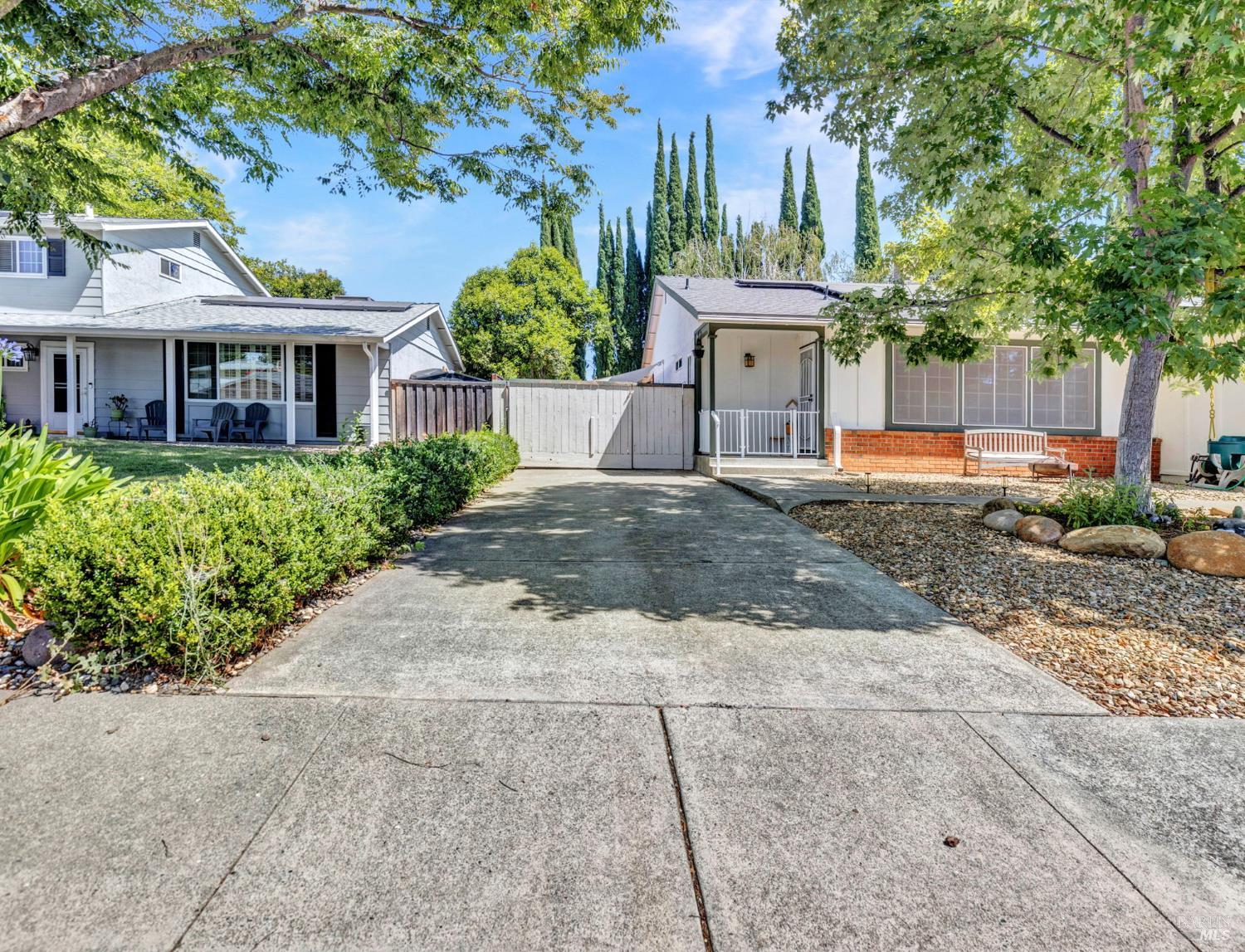 166 Carmel Court Vacaville CA 95688