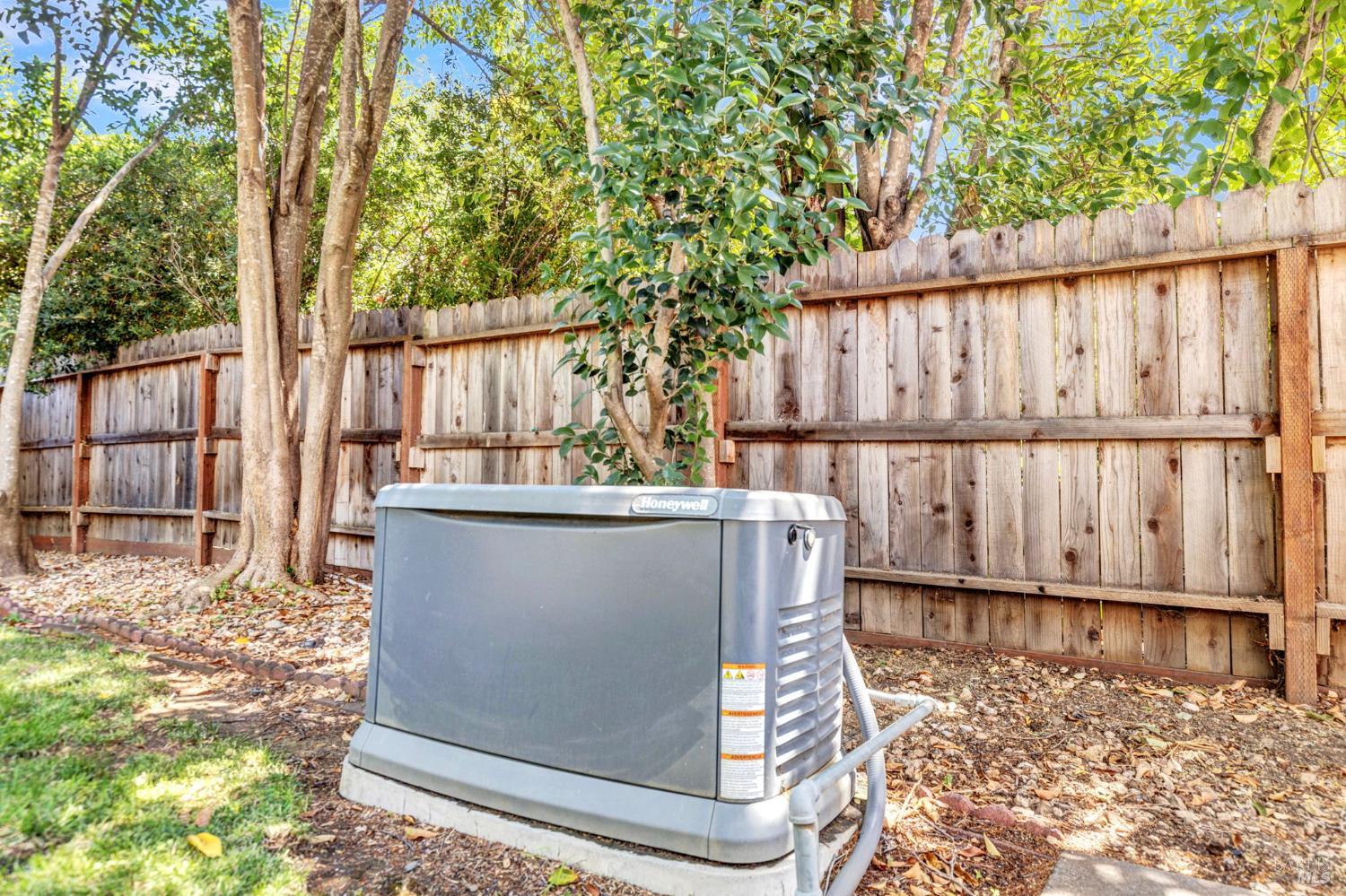 166 Carmel Court Vacaville CA 95688