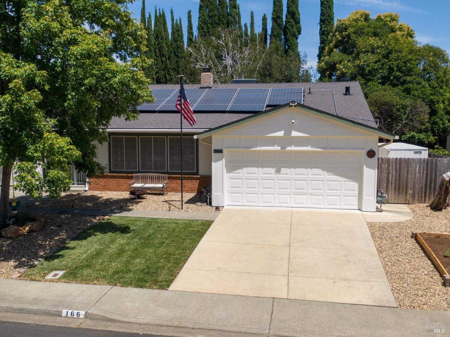 166 Carmel Court Vacaville CA 95688
