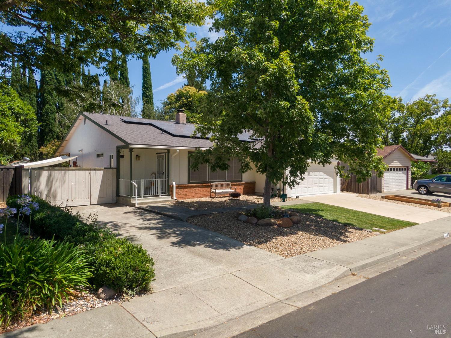 166 Carmel Court Vacaville CA 95688