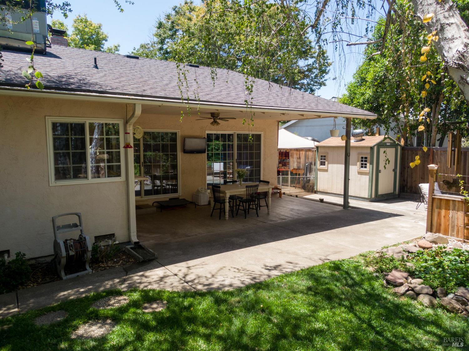 166 Carmel Court Vacaville CA 95688