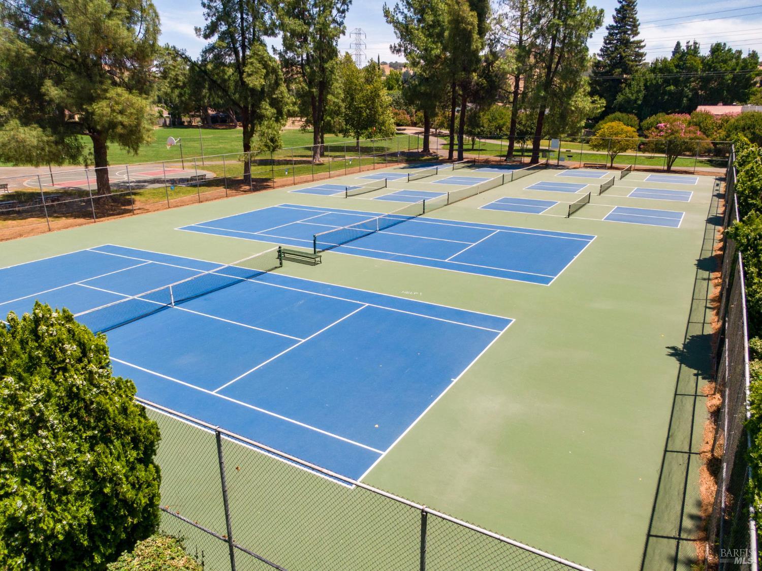 166 Carmel Court Vacaville CA 95688