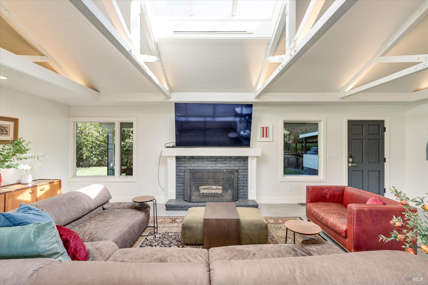 270 Pratt Avenue St. Helena CA 94574