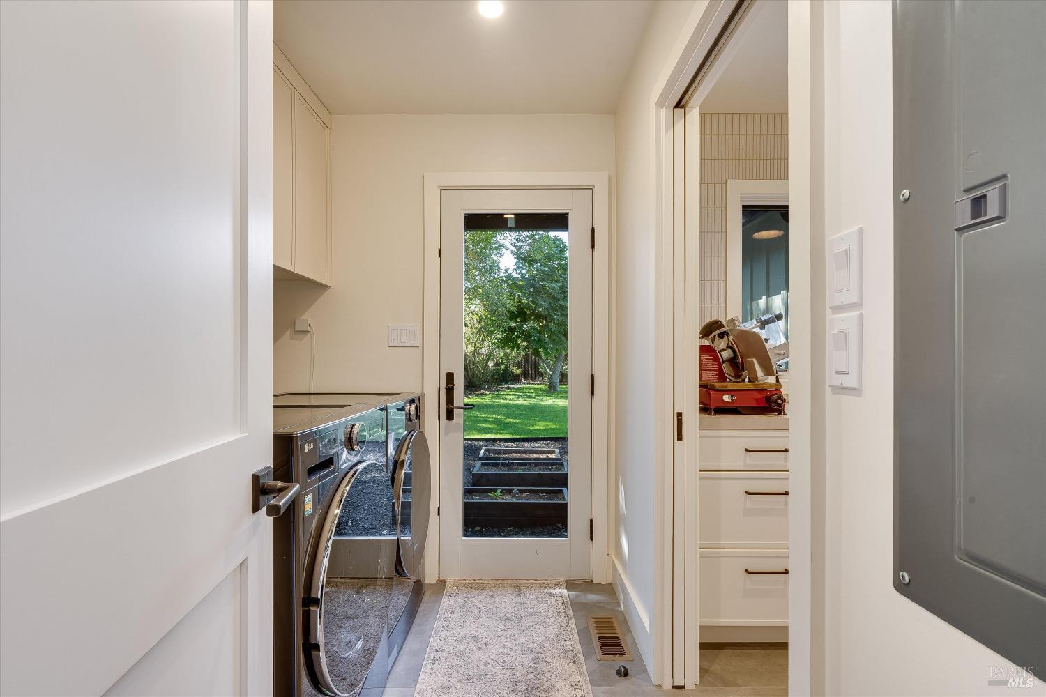 270 Pratt Avenue St. Helena CA 94574