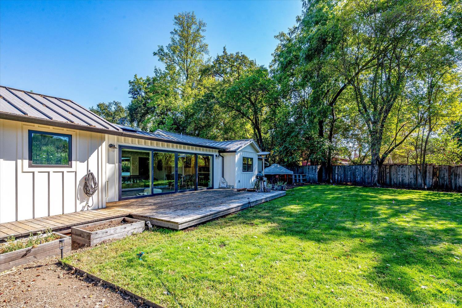 270 Pratt Avenue St. Helena CA 94574