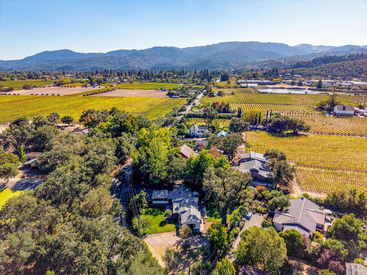 270 Pratt Avenue St. Helena CA 94574