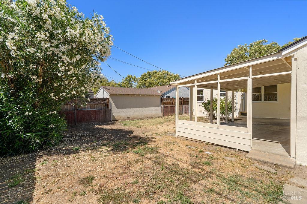 567 Cedar Street Vallejo CA 94591
