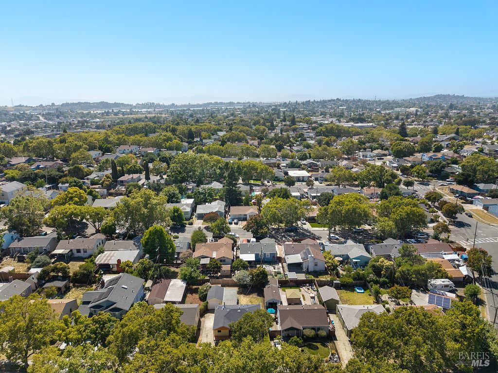 567 Cedar Street Vallejo CA 94591