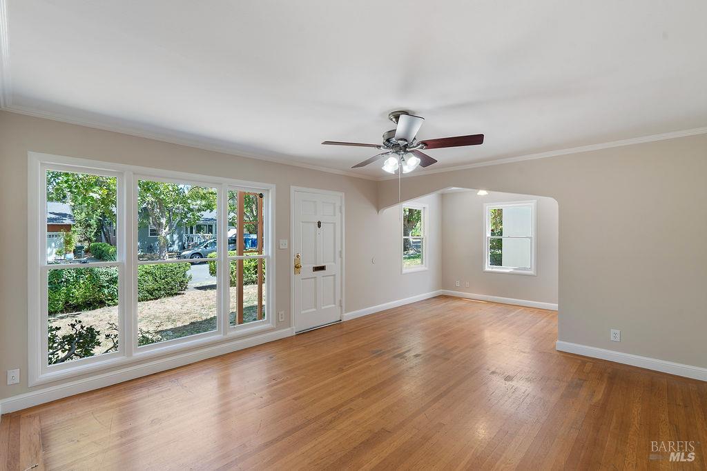 567 Cedar Street Vallejo CA 94591