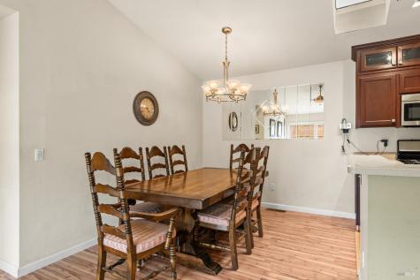 102 Pinewood Court Cotati CA 94931