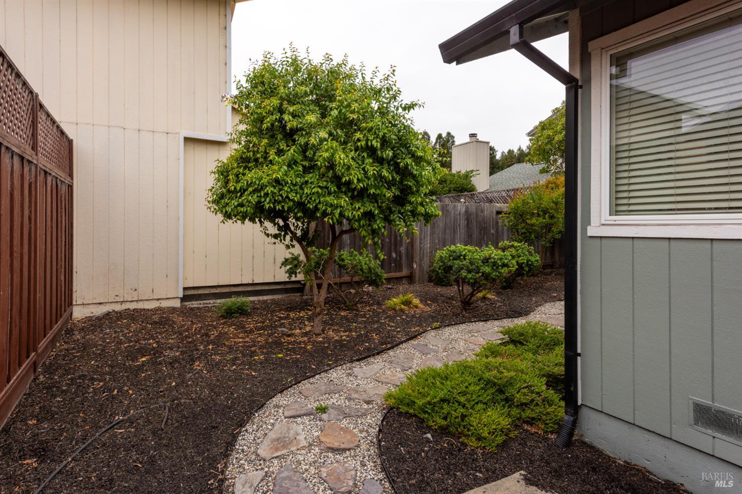 102 Pinewood Court Cotati CA 94931