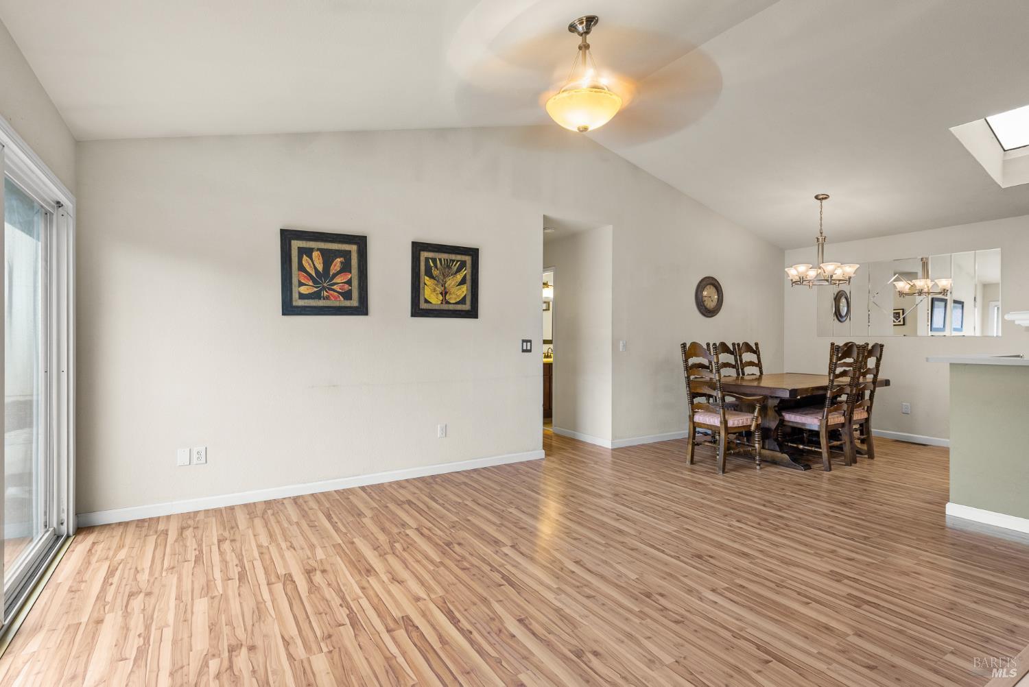 102 Pinewood Court Cotati CA 94931