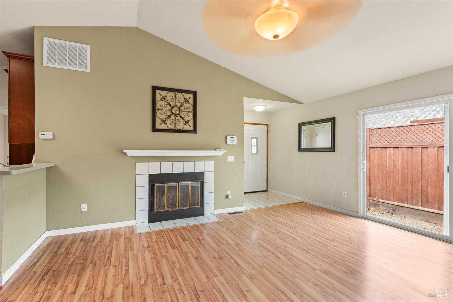 102 Pinewood Court Cotati CA 94931
