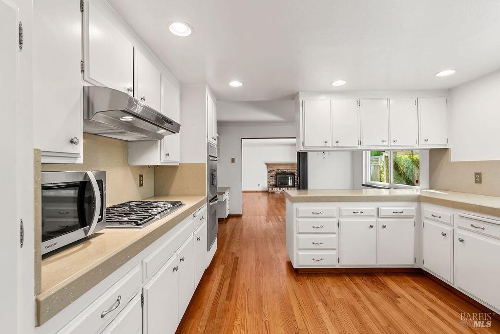 1818 Sherwood Court Santa Rosa CA 95405