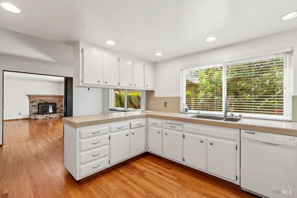 1818 Sherwood Court Santa Rosa CA 95405