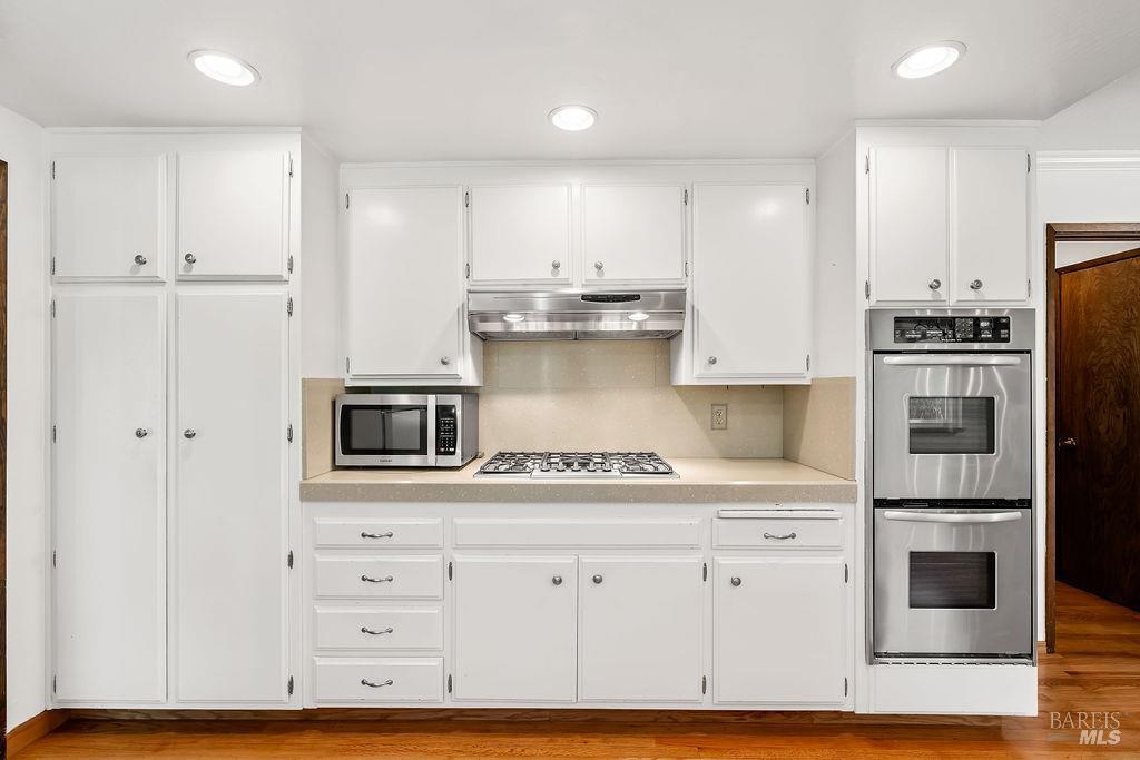 1818 Sherwood Court Santa Rosa CA 95405
