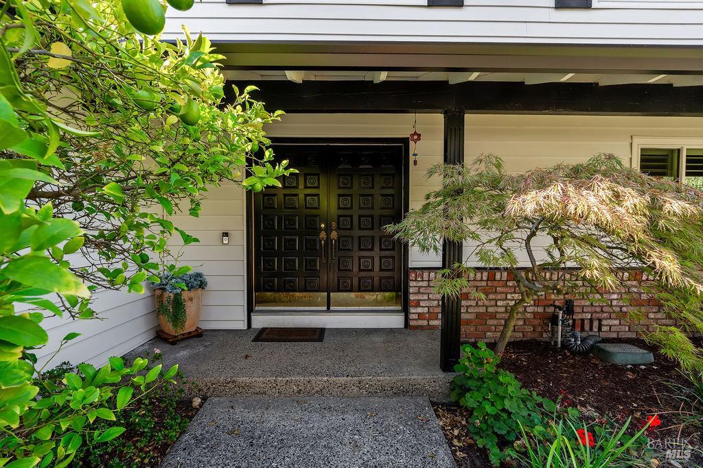 1818 Sherwood Court Santa Rosa CA 95405