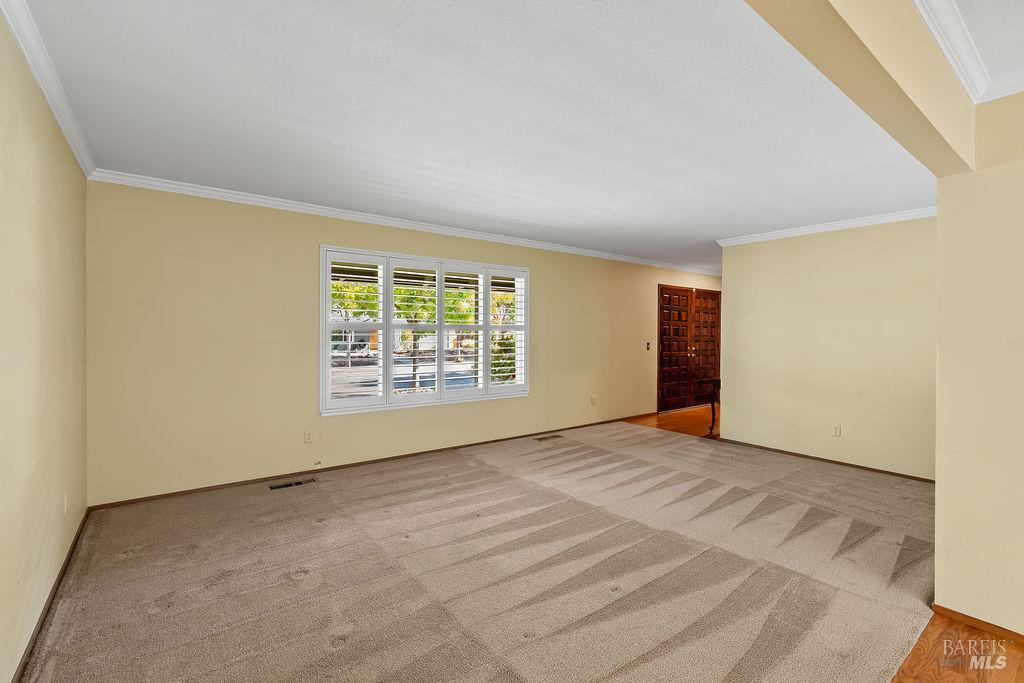 1818 Sherwood Court Santa Rosa CA 95405