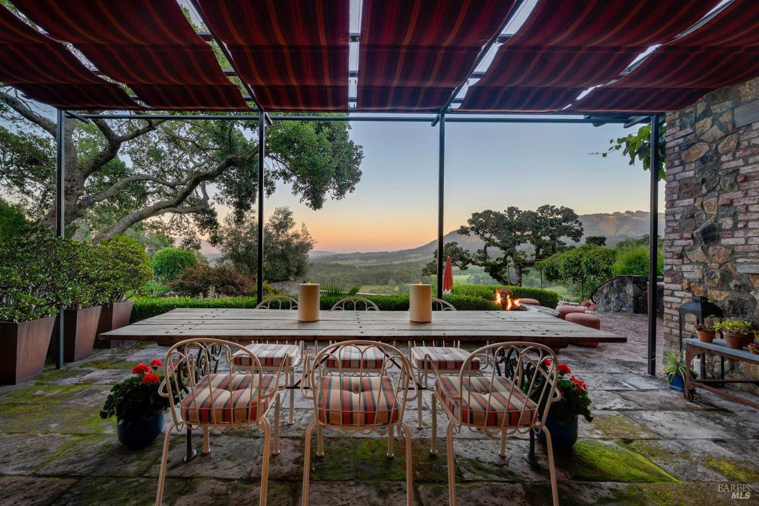 4296 Savannah Trail Santa Rosa CA 95404