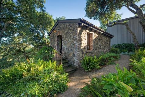 4296 Savannah Trail Santa Rosa CA 95404