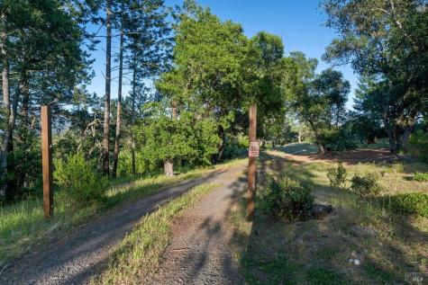 4296 Savannah Trail Santa Rosa CA 95404