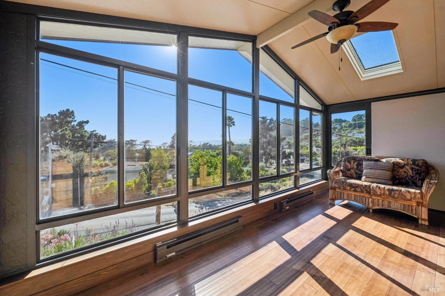 3384 Shoreline Highway Stinson Beach CA 94970