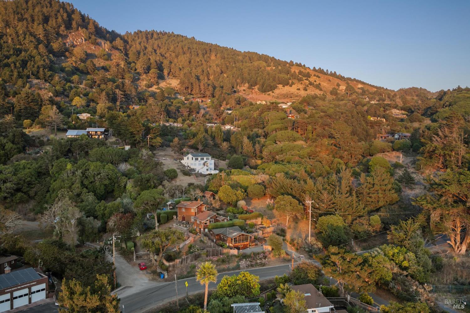 3384 Shoreline Highway Stinson Beach CA 94970
