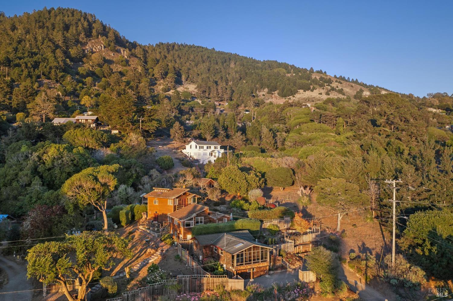 3384 Shoreline Highway Stinson Beach CA 94970