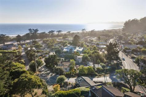 3384 Shoreline Highway Stinson Beach CA 94970
