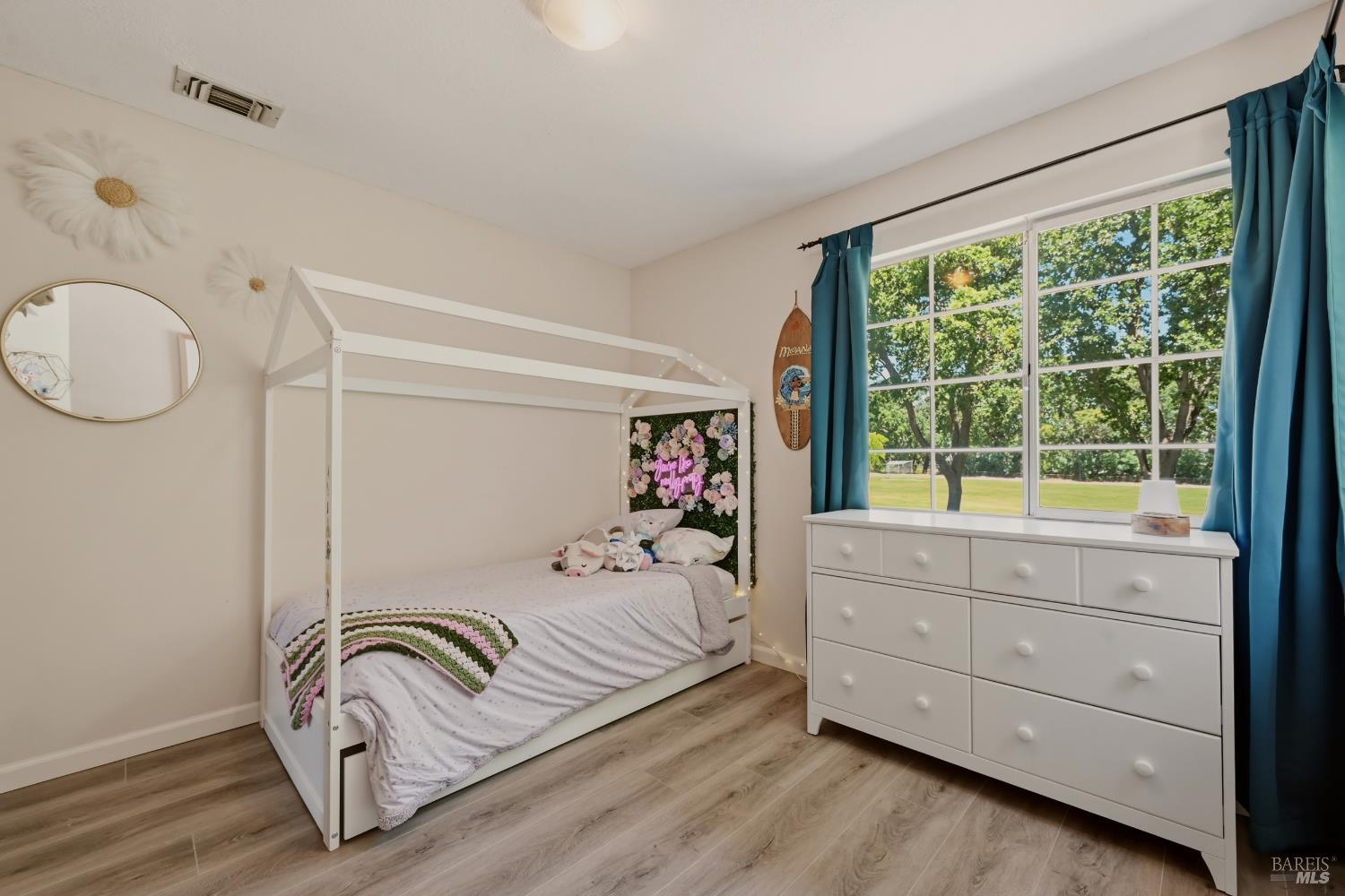 330 Summerfield Drive Vacaville CA 95687