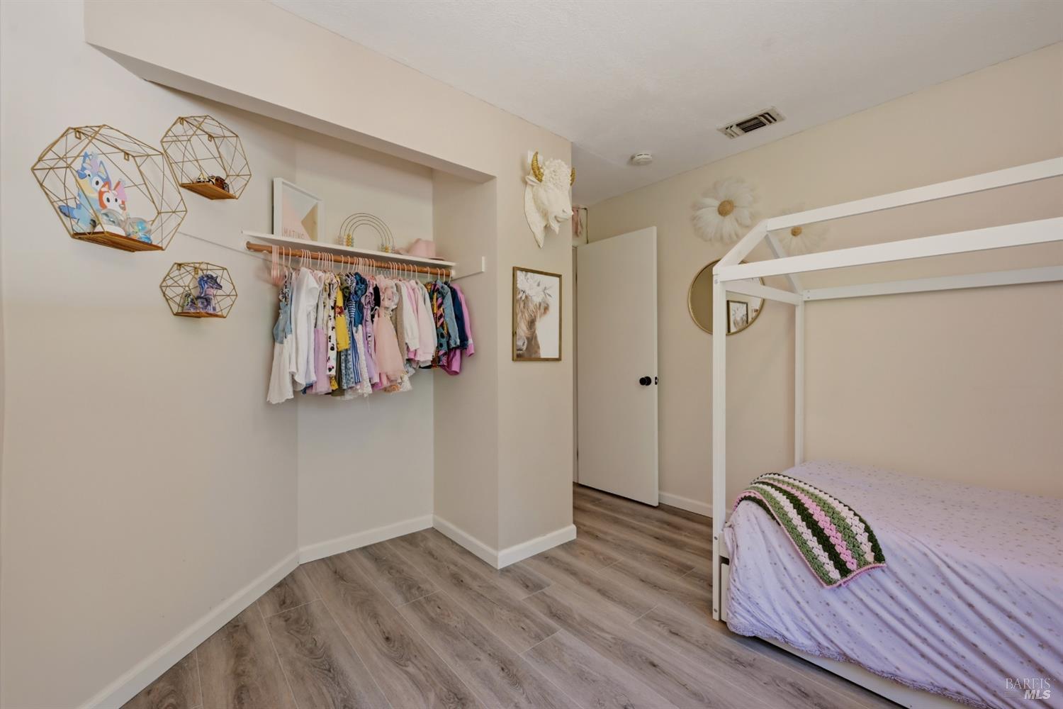 330 Summerfield Drive Vacaville CA 95687