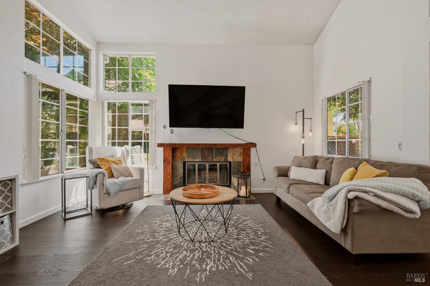 330 Summerfield Drive Vacaville CA 95687