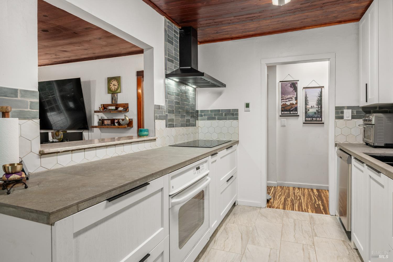 17355 116 Highway Guerneville CA 95446