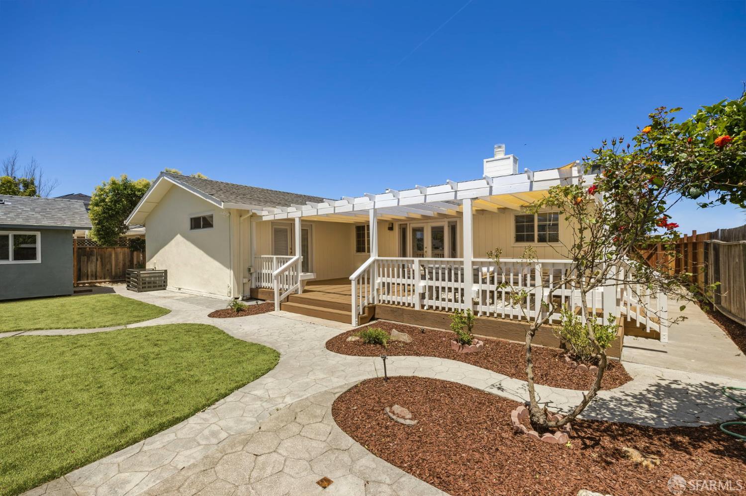 656 Spar Drive Redwood City CA 94065