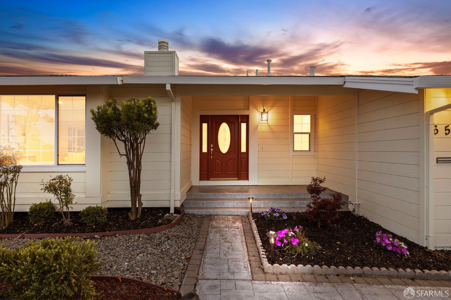 656 Spar Drive Redwood City CA 94065