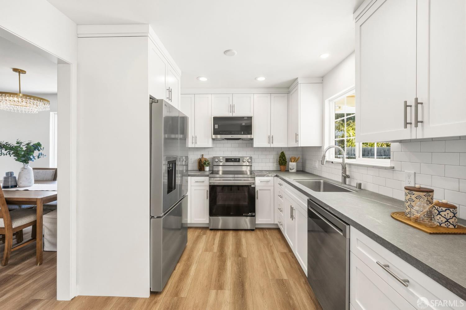656 Spar Drive Redwood City CA 94065