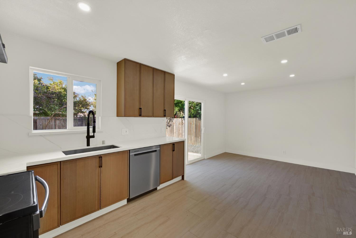 831 Meadowlark Drive Fairfield CA 94533
