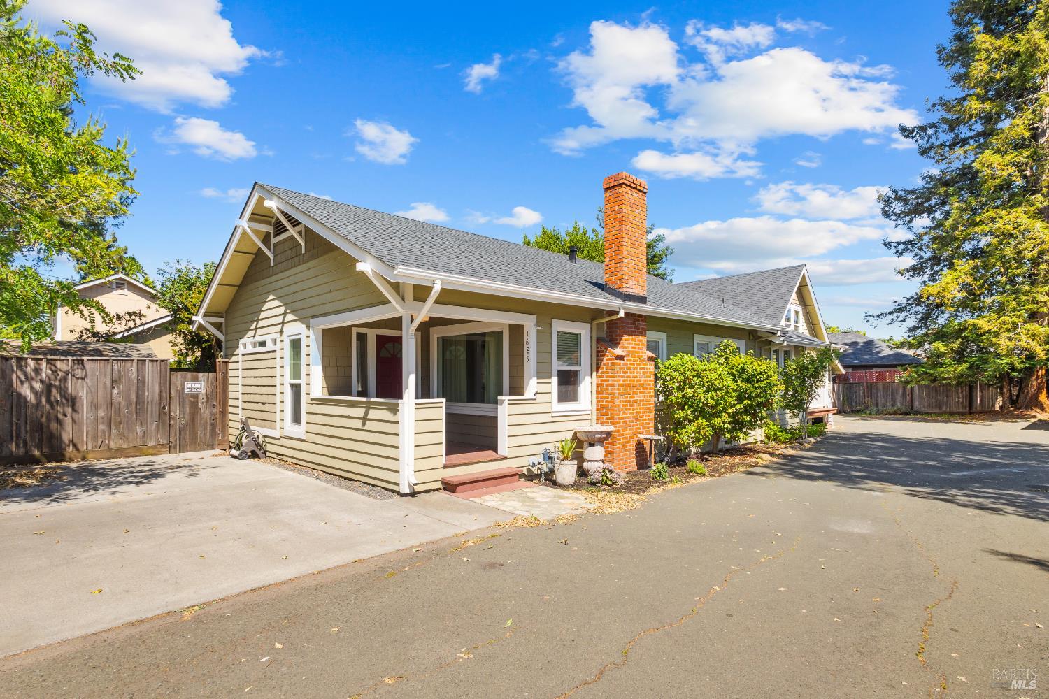 1685 W College Avenue Santa Rosa CA 95401