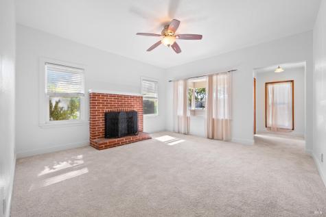 1685 W College Avenue Santa Rosa CA 95401