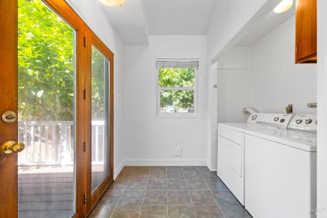 1685 W College Avenue Santa Rosa CA 95401