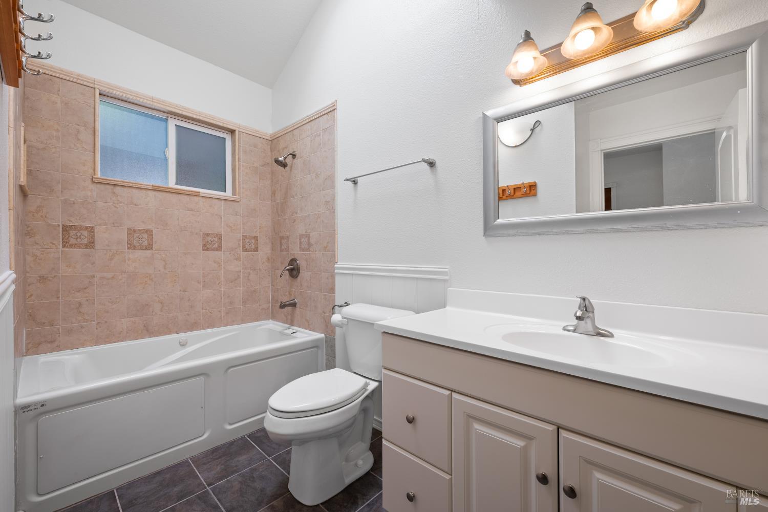 1685 W College Avenue Santa Rosa CA 95401