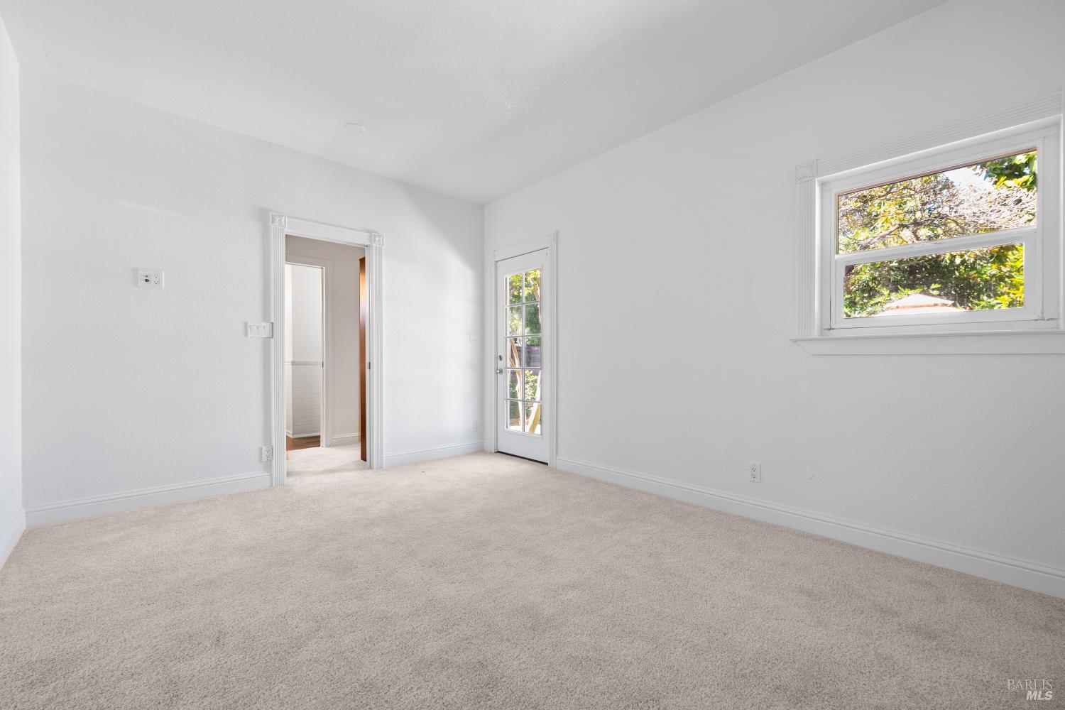 1685 W College Avenue Santa Rosa CA 95401